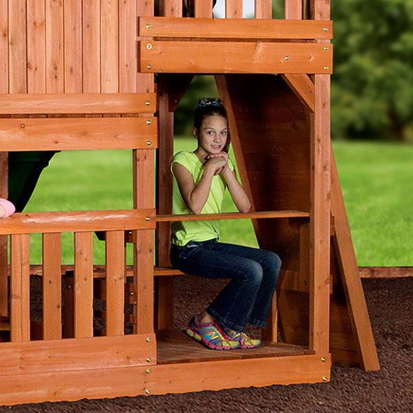 Endless Hours of Fun From swings to a trapeze, sandbox to sitting area, slide to sun deck, there are a lot of features packed into this beautiful swing set.
