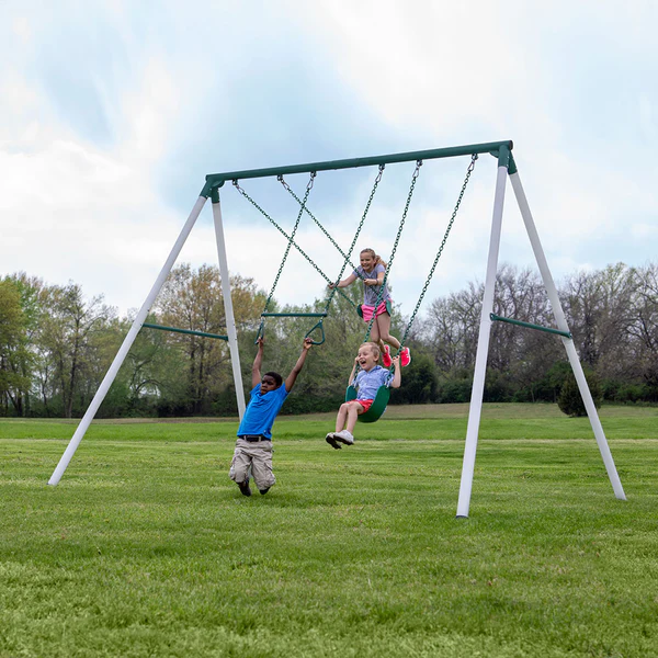 High Quality Design We work hard to make sure your swing set features design elements as stylish as they are strong.