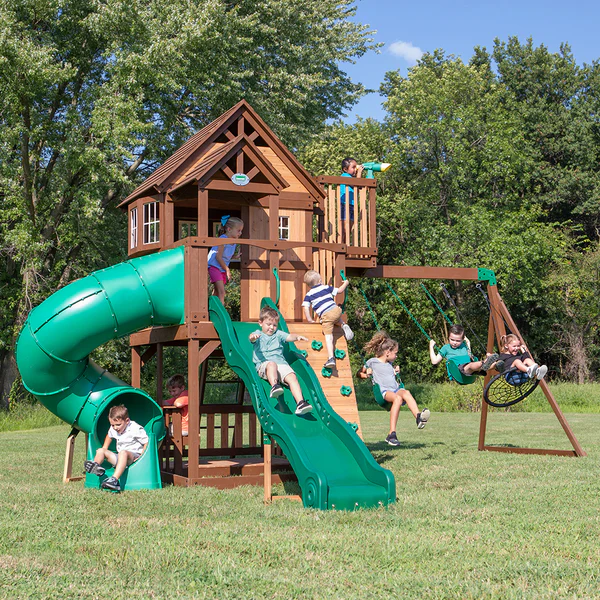 High Quality Design We work hard to make sure your swing set features design elements as stylish as they are strong.