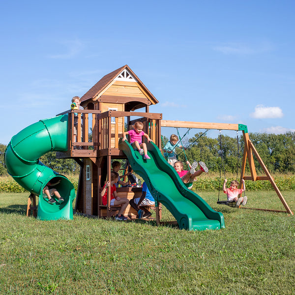 High Quality Design We work hard to make sure your swing set features design elements as stylish as they are strong.