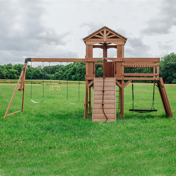 High Quality Design We work hard to make sure your swing set features design elements as stylish as they are strong.