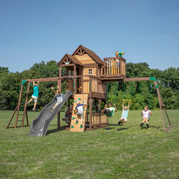 High Quality Design We work hard to make sure your swing set features design elements as stylish as they are strong.