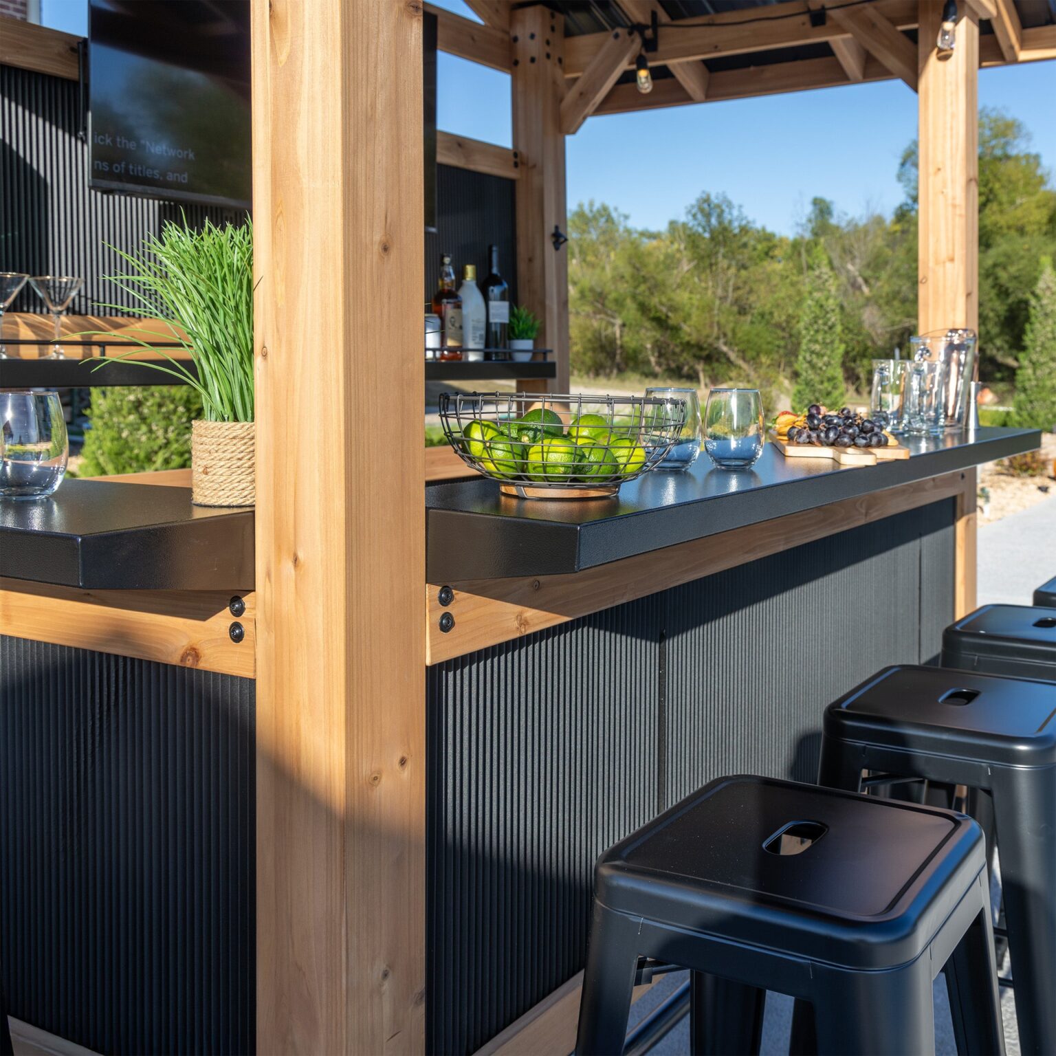 Palisade Bar Multiple Counters